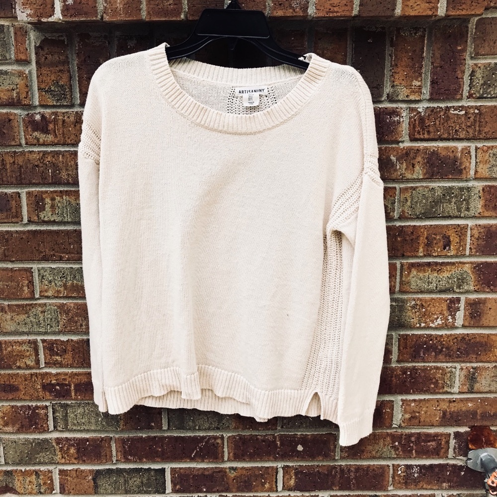 Artisanny sweater